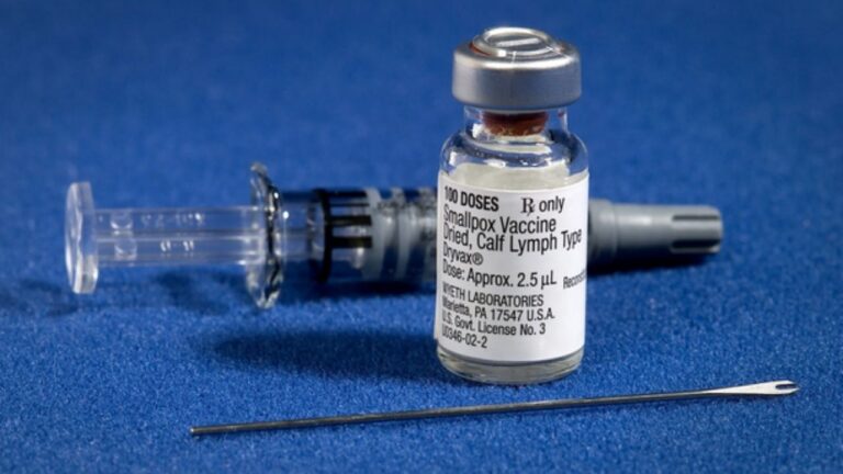 Koja su cjepiva protiv koronavirusa povezana s pobačajem?