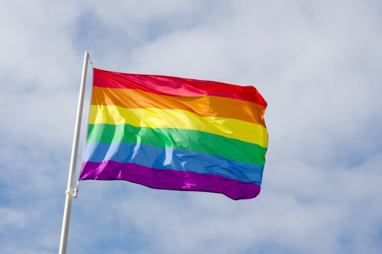 STRAŠNO! Novozelandski biskupi promiču LGBTIQ+ ideologiju u smjernicama za katoličke škole