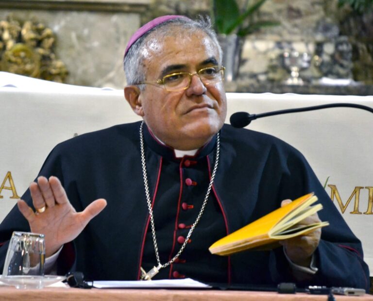 Biskup Demetrio Fernández upozorava da neki prijedlozi za Sinodu o sinodalnosti pokušavaju ‘izmisliti’ novo poslanje Crkve