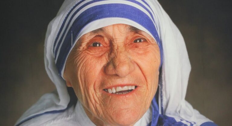 Sveta Majka Terezija – sluškinja siromašnih
