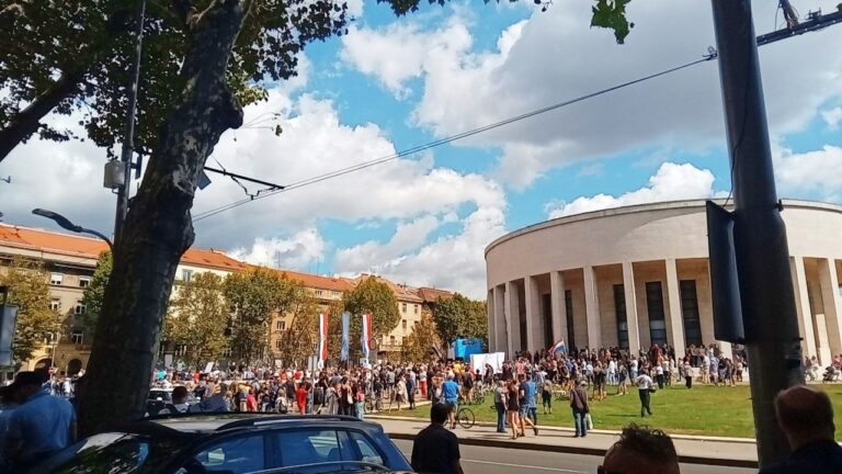 Jesmo li svjedočili propalom prosvjedu protiv Hrvatske demokratske zajednice prošle subote?