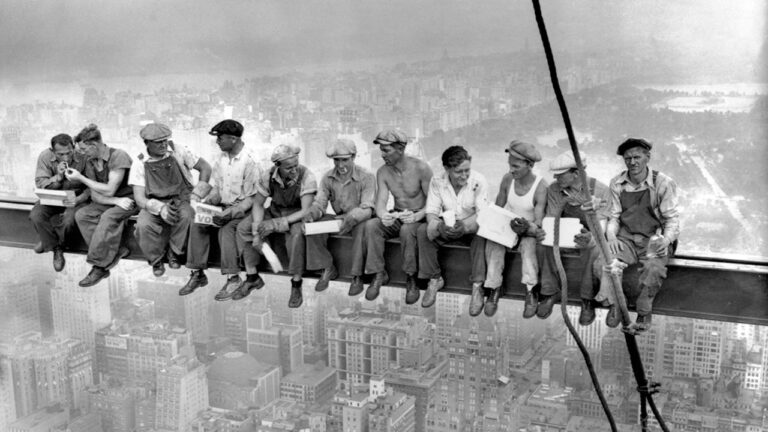 Znate li tko je autor svjetski poznate fotografije “Ručak na vrhu nebodera” iz 1932.?