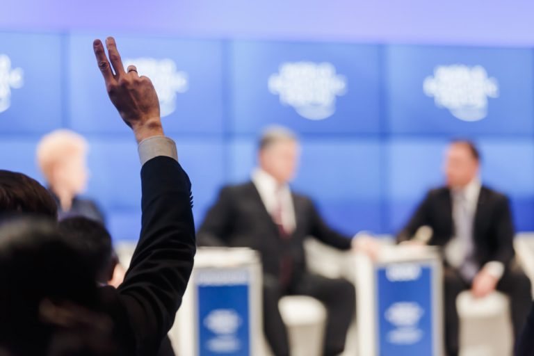 Svjetski ekonomski forum želi suzbiti “dezinformacije“