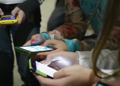 Finci traže da škole zabrane djeci korištenje mobitela tijekom nastave