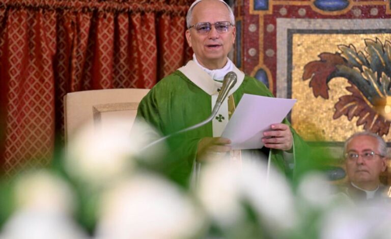 Papa biskupima Amazonije: Brinite se za prirodu, ali ne činite od nje idola