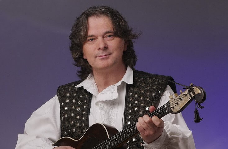 Najbolji hrvatski tamburaši u emisiji Ton, slika, politika – razgovor o glazbi i domovini